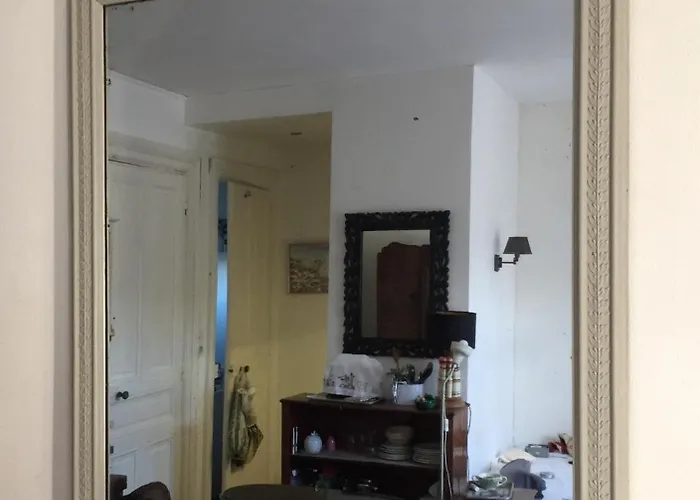 Grand Centre Apartment